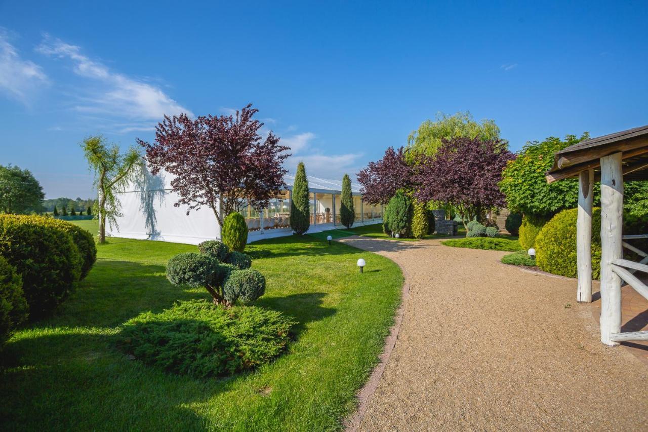 The Amber Business & Spa Hotel Oleśnica المظهر الخارجي الصورة